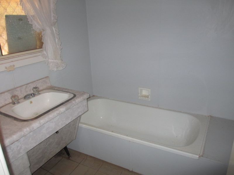 10 Smith Street, South Hedland WA 6722