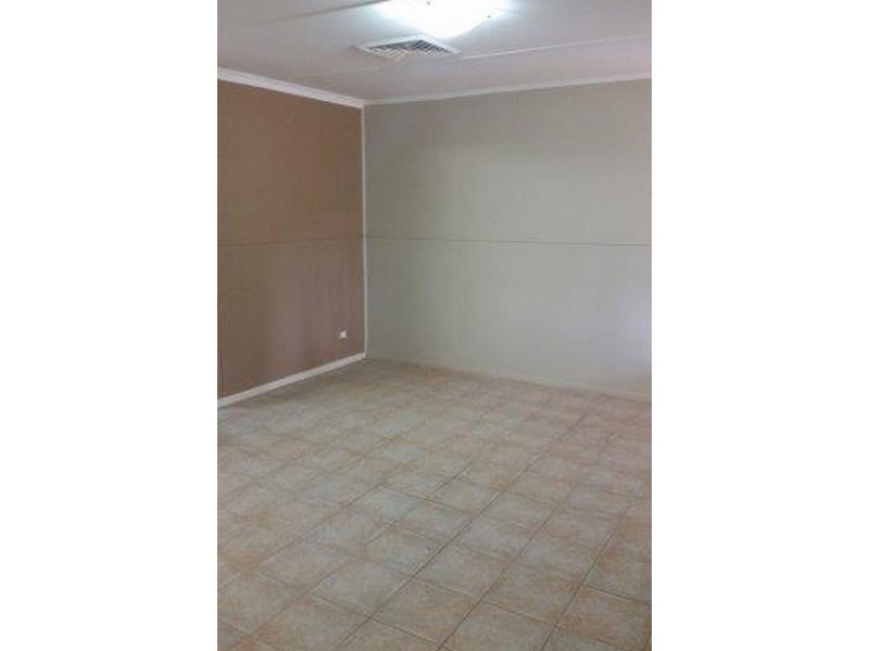 99 Oleander Street, Tom Price WA 6751