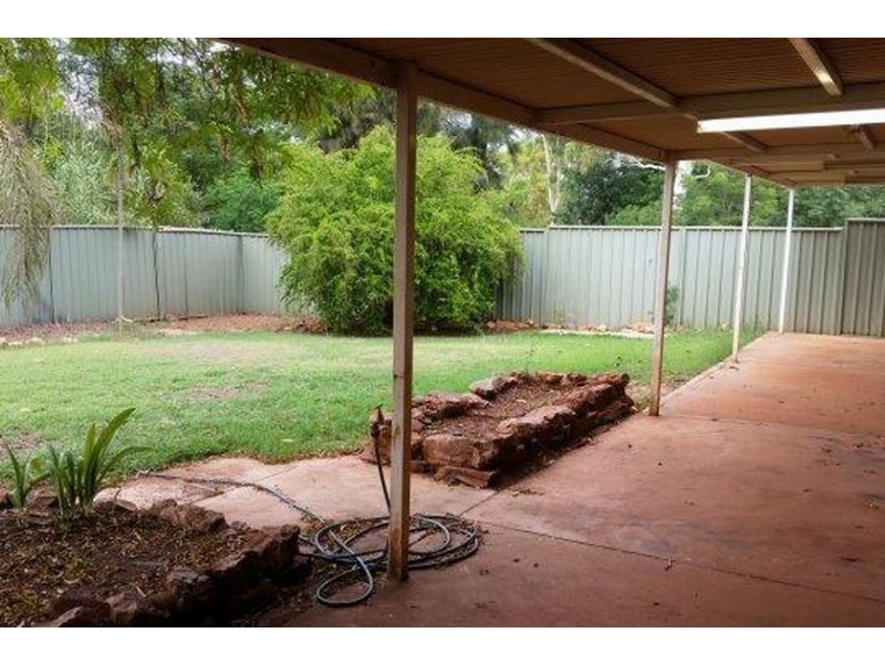 99 Oleander Street, Tom Price WA 6751