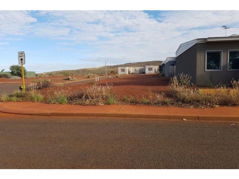 327 Warara Street, Tom Price WA 6751