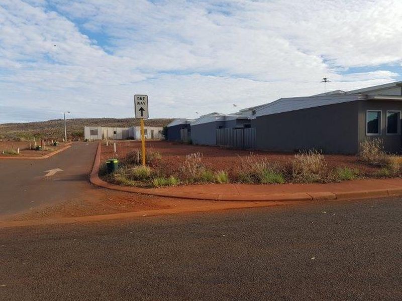 327 Warara Street, Tom Price WA 6751