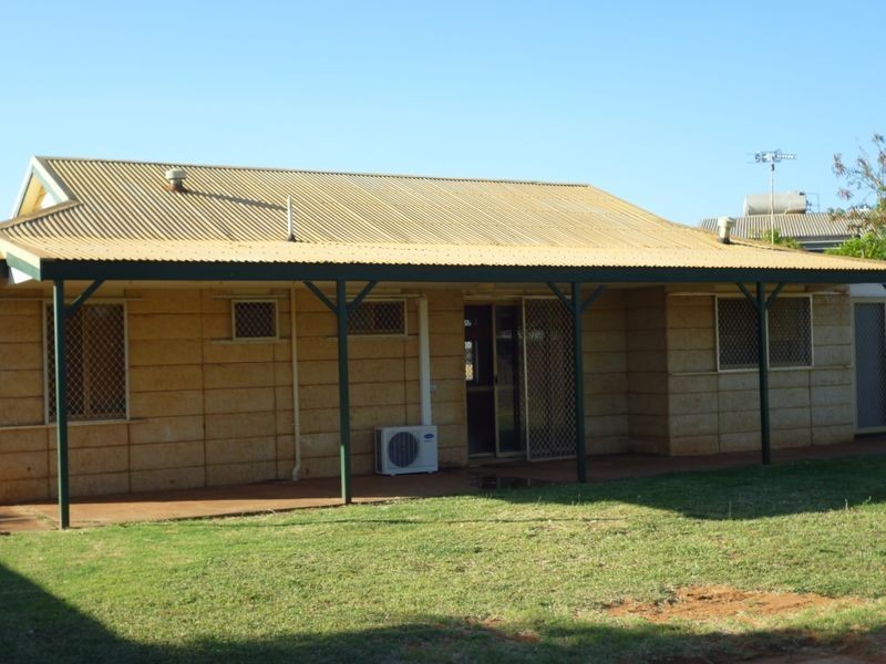 10 Baynton Drive, Karratha WA 6714