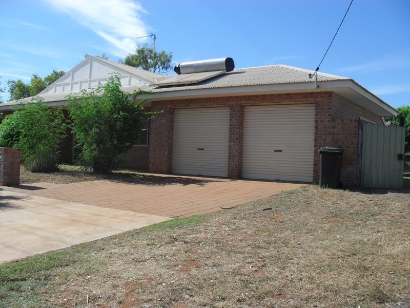 10 Middleton Way, Nickol WA 6714