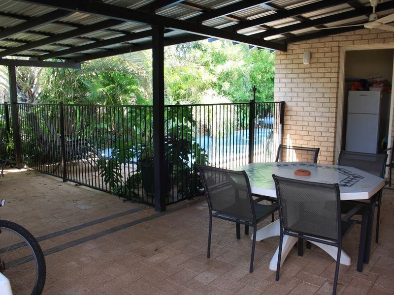 64 Campbell Crescent, Baynton WA 6714