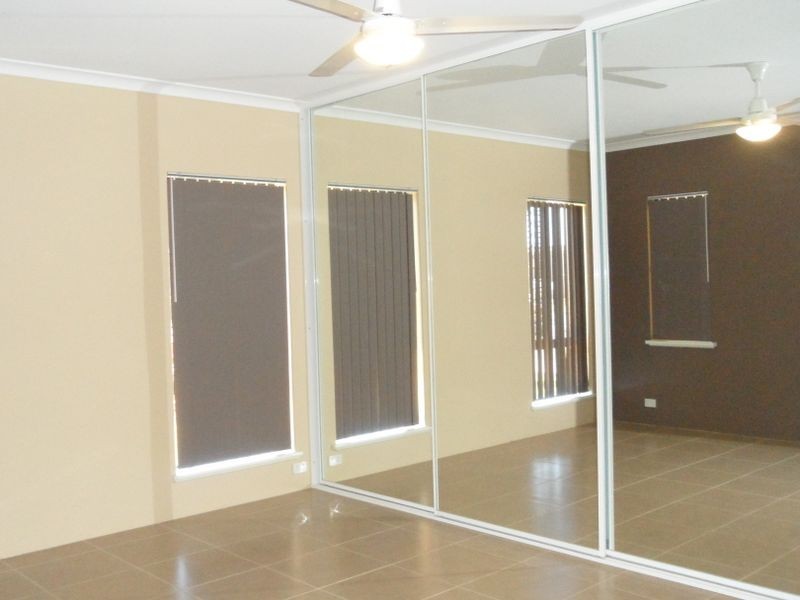 13 Wallaby Street, Baynton WA 6714