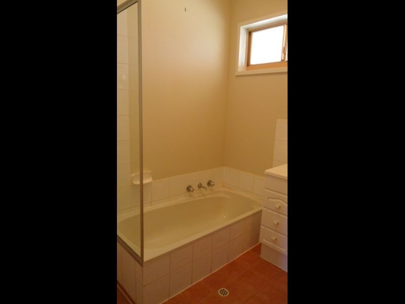 10 Baynton Drive, Baynton WA 6714