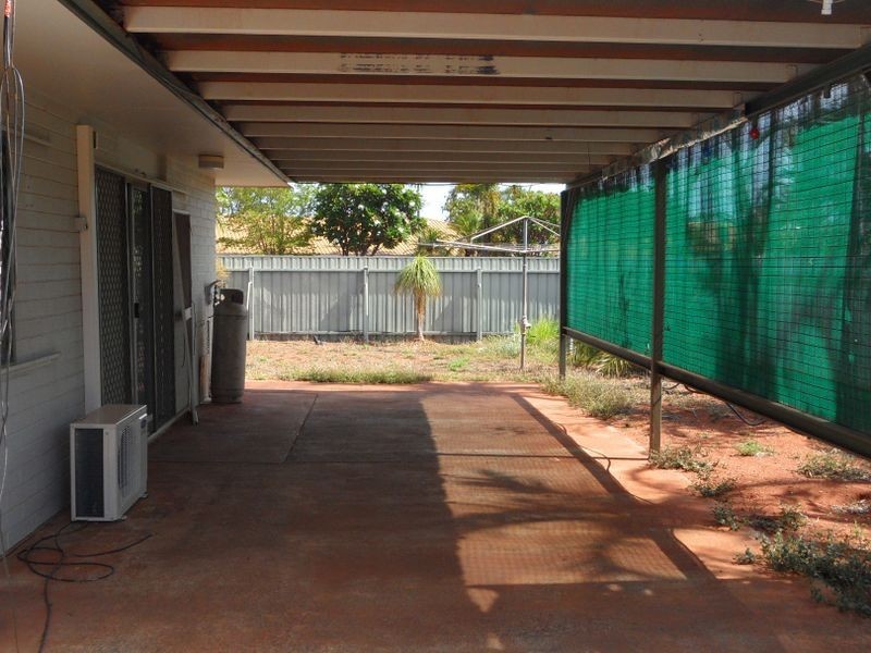 24 Dixon Street, Nickol WA 6714