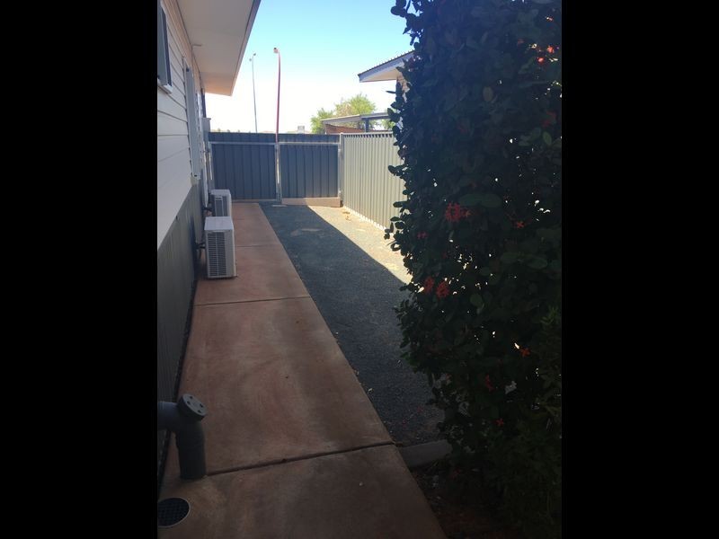 56 Brolga Meander, Nickol WA 6714