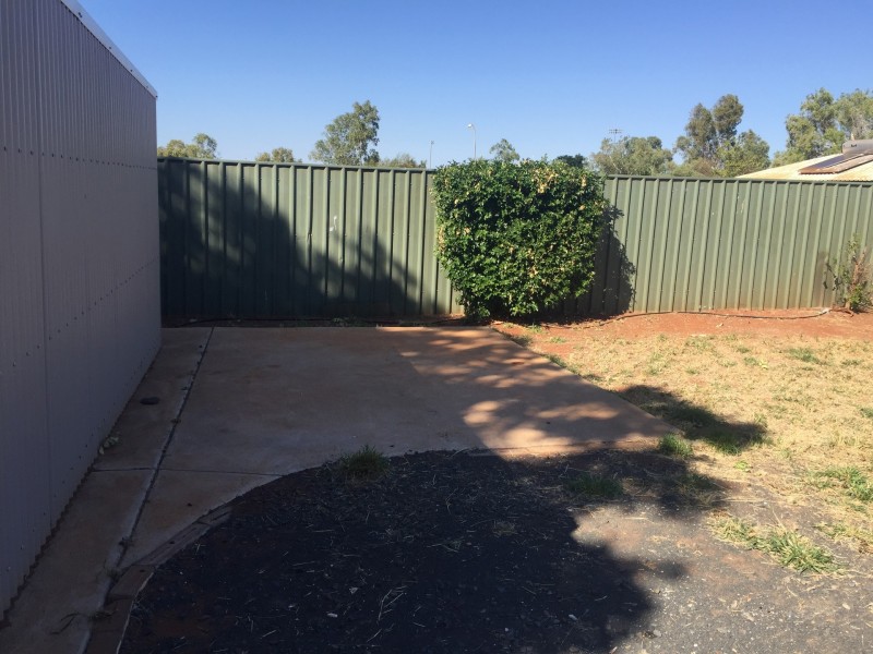 8 Lockyer Way, Roebourne WA 6718