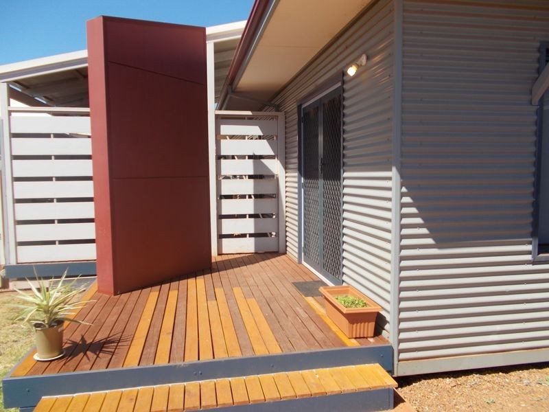 2 Opthalmia Cres, Newman WA 6753