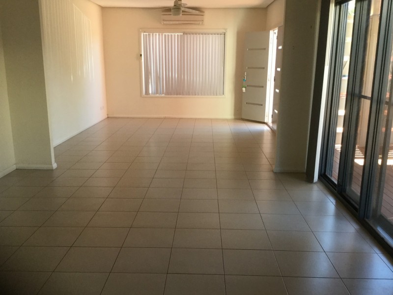 2 Opthalmia Cres, Newman WA 6753