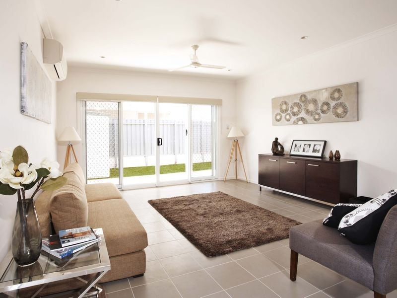 2 / 3 Perentie Road, Baynton WA 6714