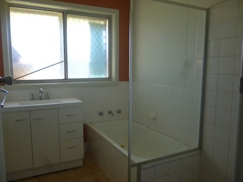 2 Hunt Way, Bulgarra WA 6714