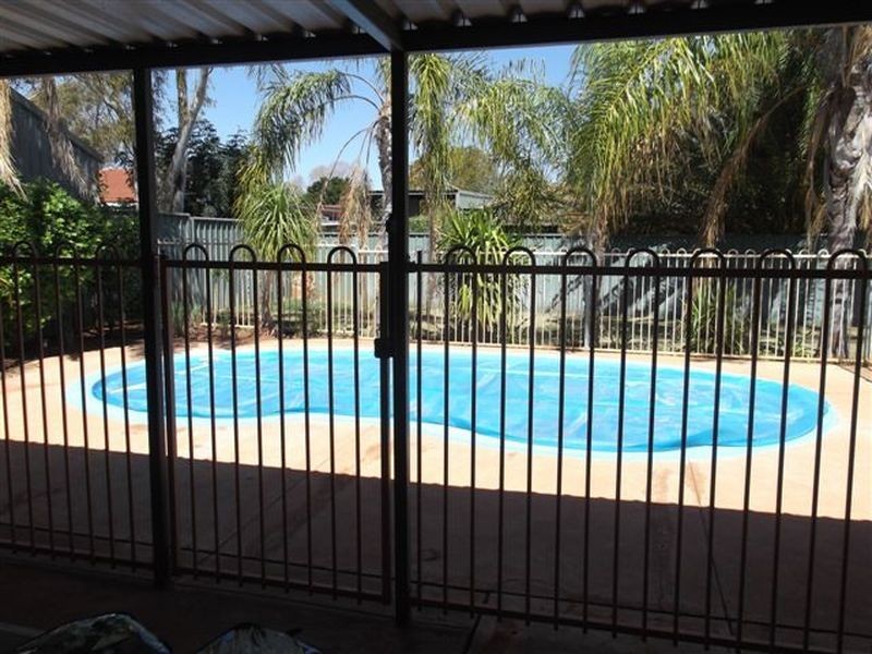 90 Oleander Street, Tom Price WA 6751