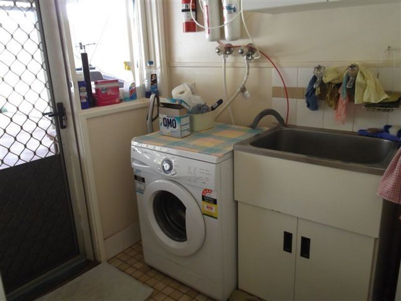 90 Oleander Street, Tom Price WA 6751