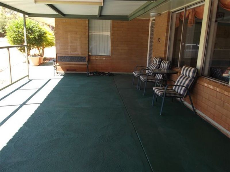 90 Oleander Street, Tom Price WA 6751