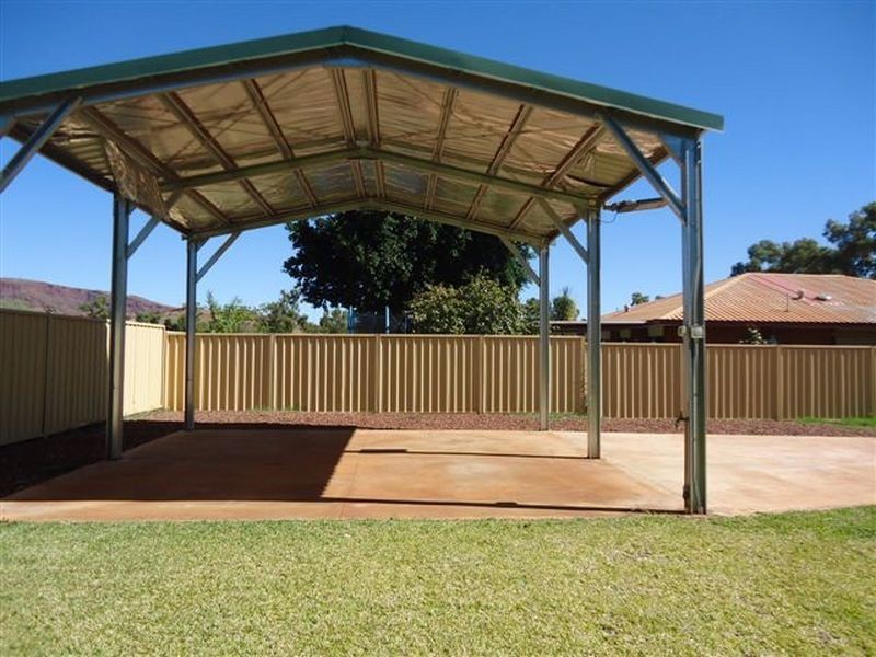 352 Poinsettia Street, Tom Price WA 6751