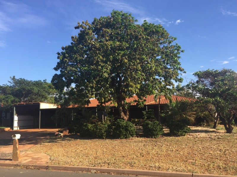 5 Patterson Crescent, Dampier WA 6713