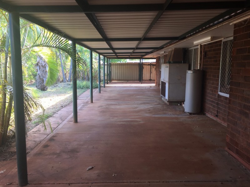 5 Patterson Crescent, Dampier WA 6713