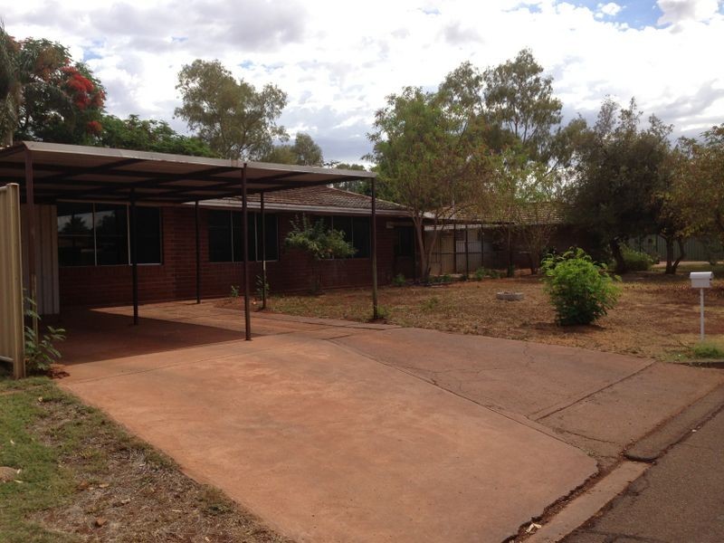 786 Larnook Street, Tom Price WA 6751