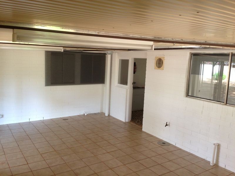 786 Larnook Street, Tom Price WA 6751