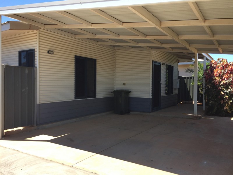 8/33 Falcon Parade, Nickol WA 6714