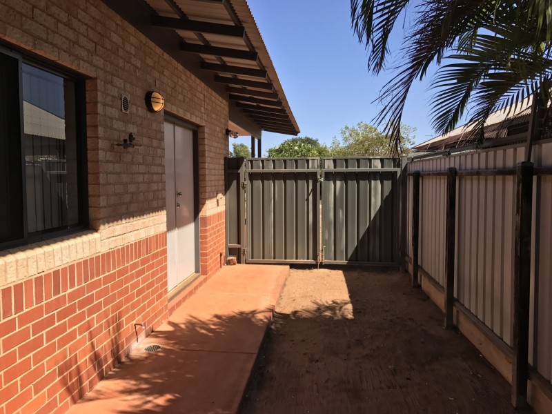 4 Brolga Meander, Nickol WA 6714