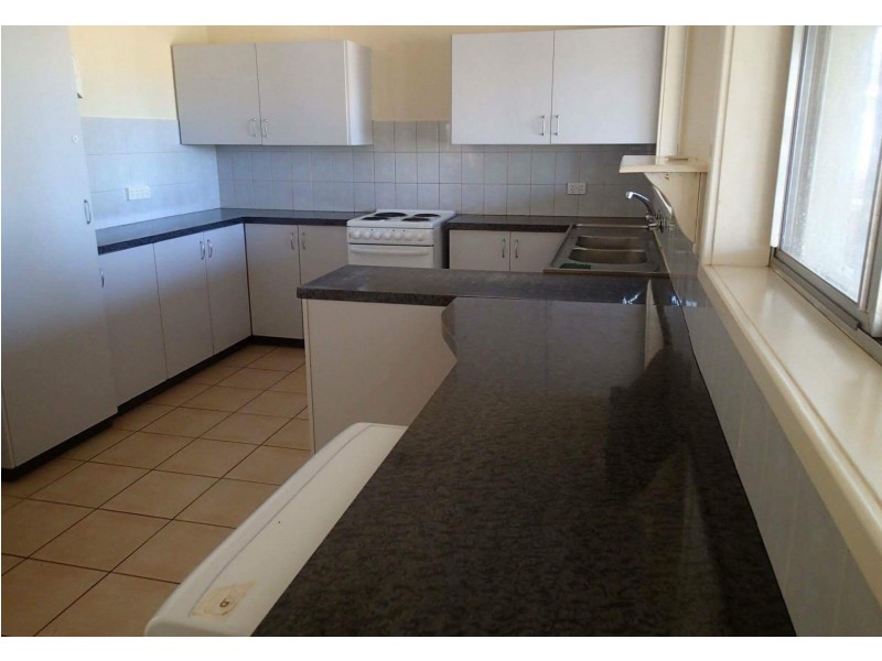 24 Fremantle Crescent, Dampier WA 6713