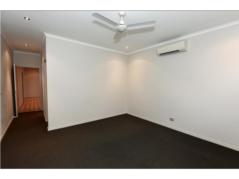 16 Curlew Street, Baynton WA 6714