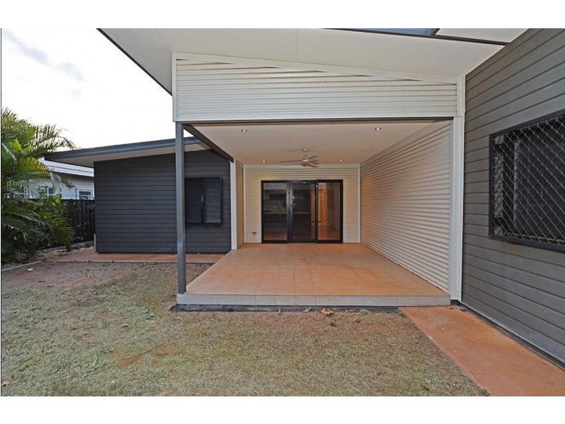 16 Curlew Street, Baynton WA 6714