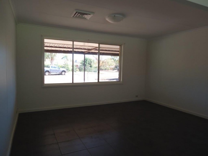 653 Kiah Street, Tom Price WA 6751