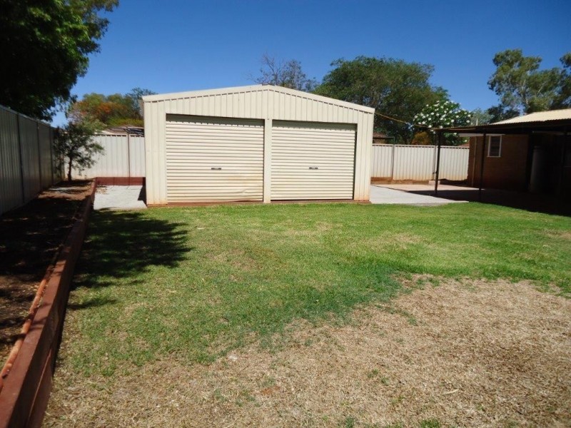 653 Kiah Street, Tom Price WA 6751