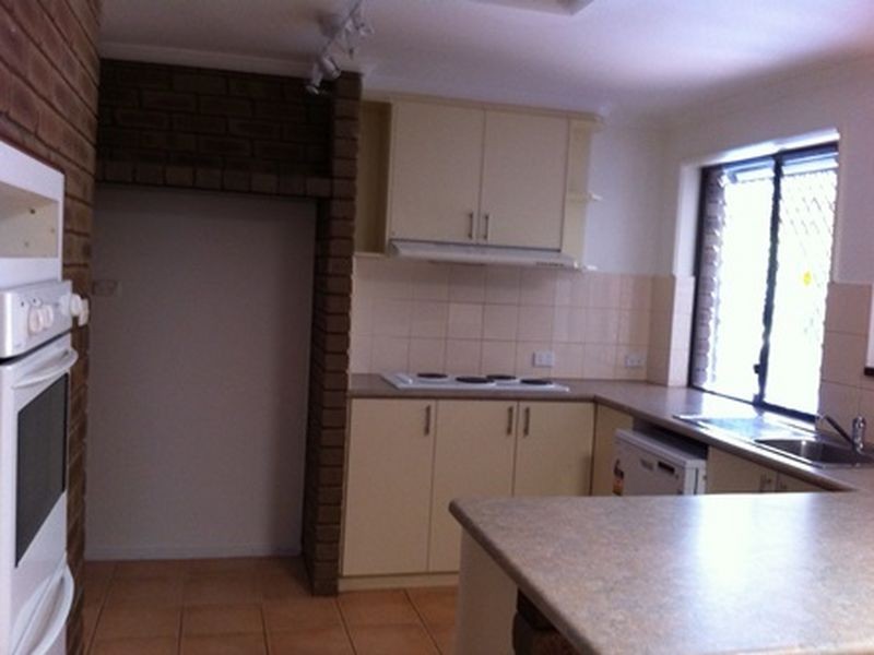 13 Peirl Way, Pegs Creek WA 6714