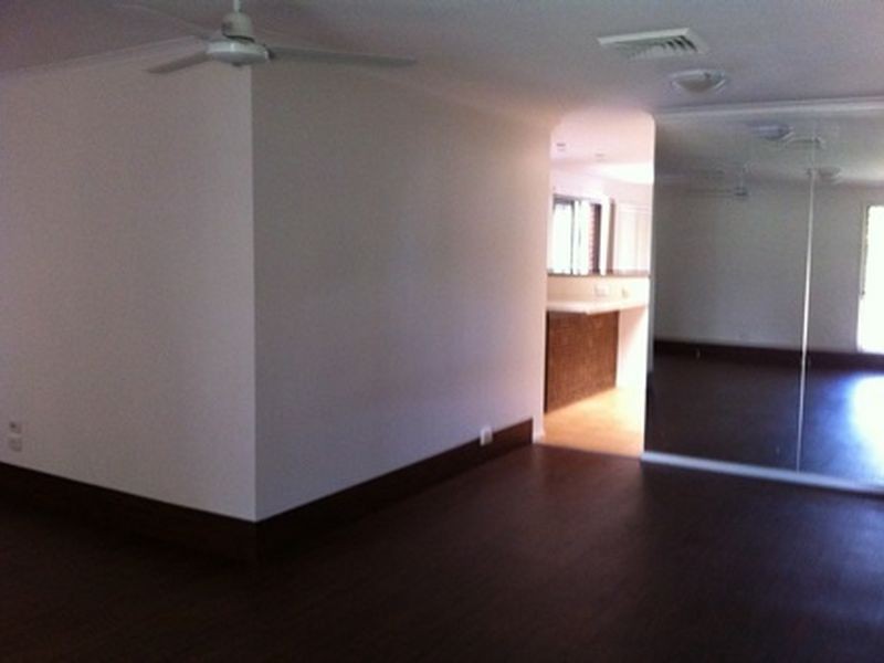 13 Peirl Way, Pegs Creek WA 6714