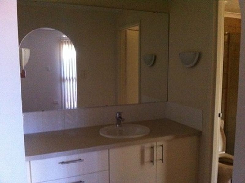 13 Peirl Way, Pegs Creek WA 6714