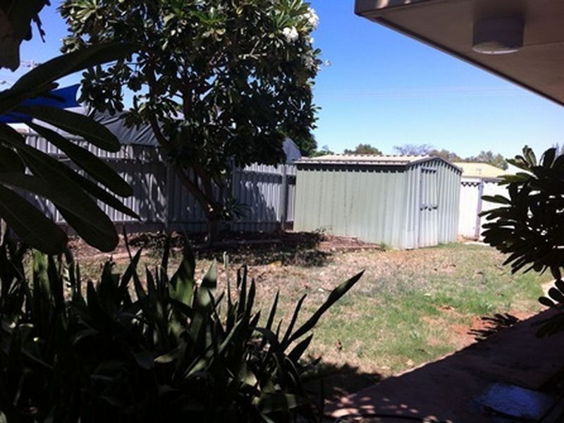 13 Peirl Way, Pegs Creek WA 6714