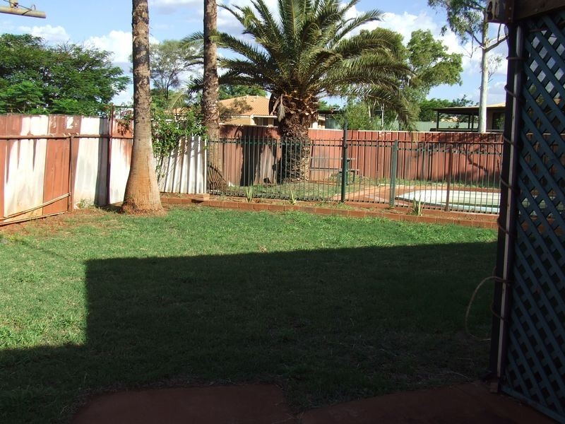 18 Kurrajong Crescent, Newman WA 6753