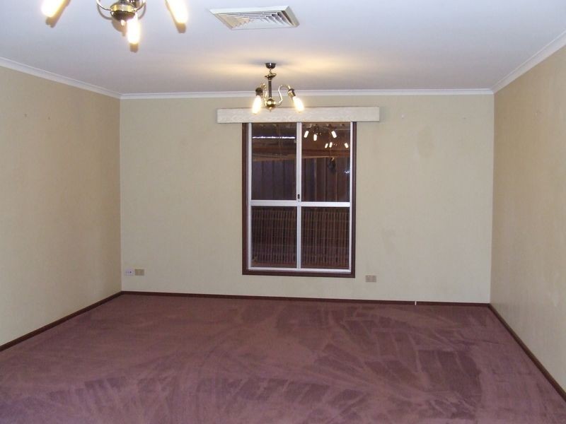 18 Kurrajong Crescent, Newman WA 6753