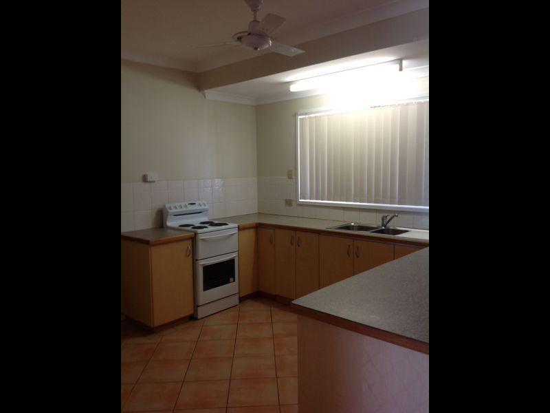 10 Baynton Drive, Baynton WA 6714