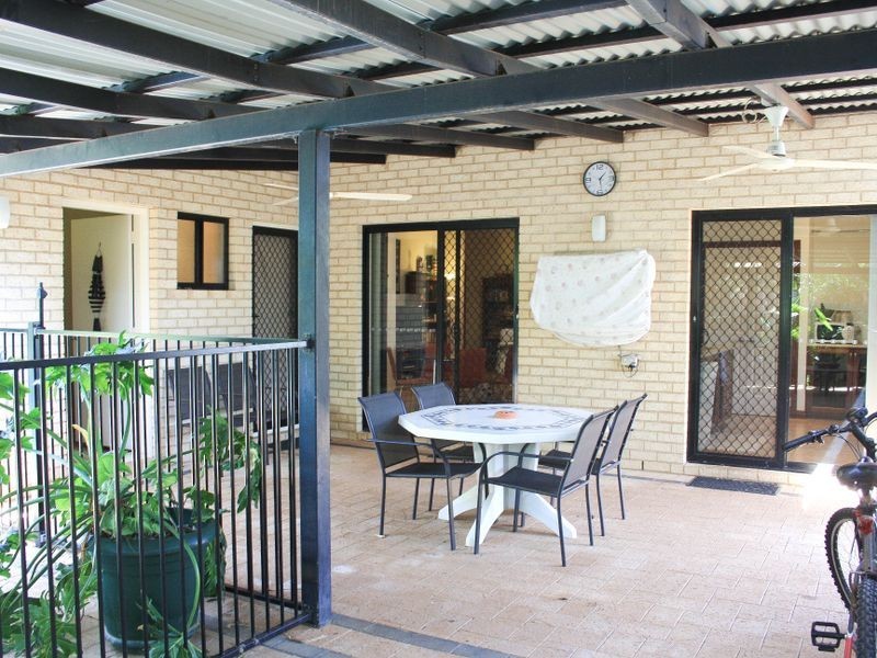 64 Campbell Crescent, Baynton WA 6714