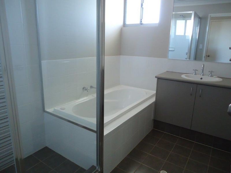 Unit 1/25 Pilkena Street, Tom Price WA 6751