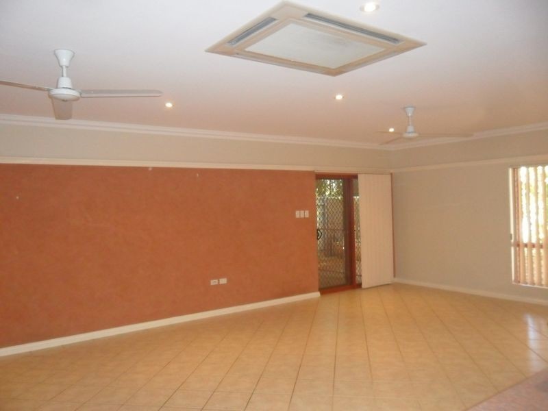 22 Thistle Loop, Karratha WA 6714