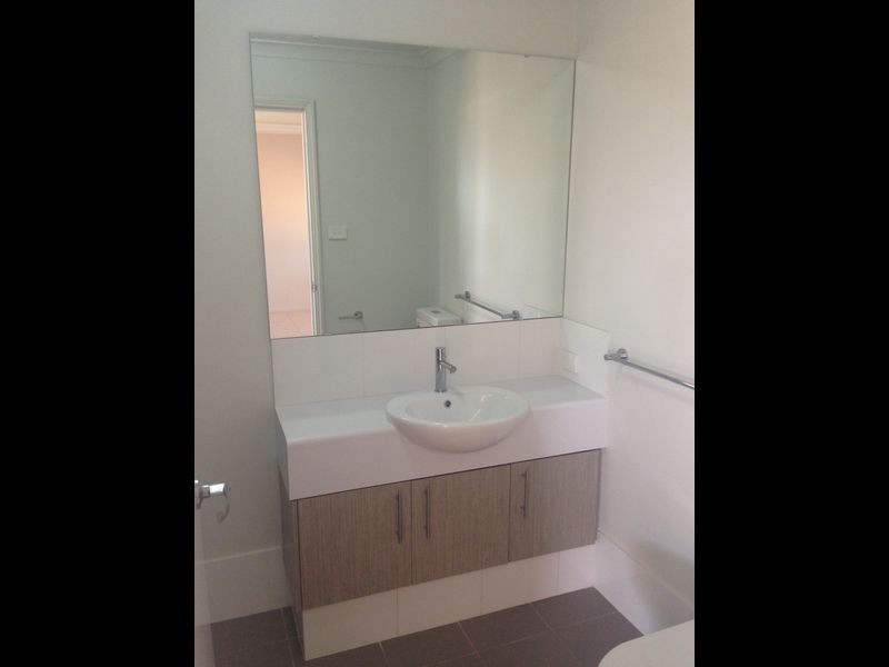 16 Hibiscus, Newman WA 6753