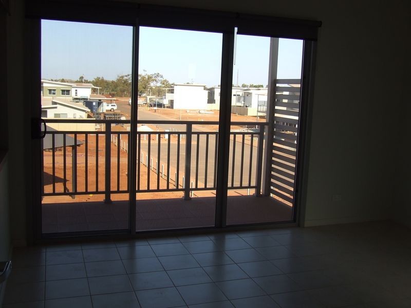 16 Hibiscus, Newman WA 6753