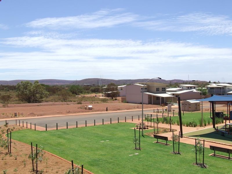 16 Hibiscus, Newman WA 6753