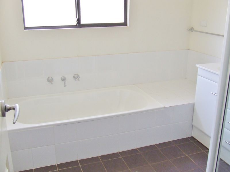 23 Callawa Way, Newman WA 6753