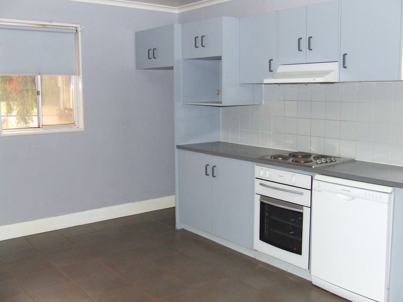 2 Nyabalee Rd, Newman WA 6753