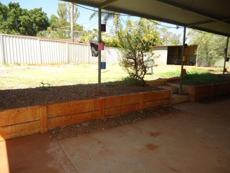 690 Yaruga, Tom Price WA 6751