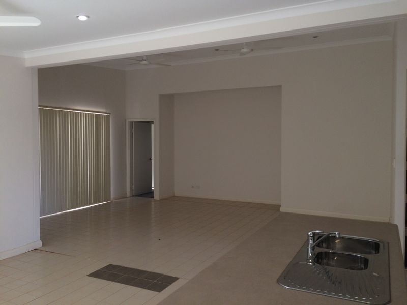 11 Woodswallow Bend, Nickol WA 6714