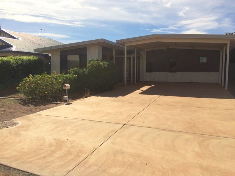 17 Woodswallow Bend, Nickol WA 6714